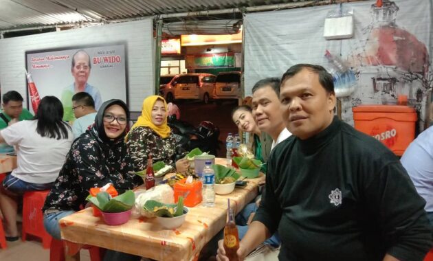 nasi ayam bu wido sang legend kuliner di semarang, Daftar Harga Menu, Daftar Harga Minuman, Jalan Menuju Lokasi, Fasilitas, Keistimewaan Nasi Bu Wido