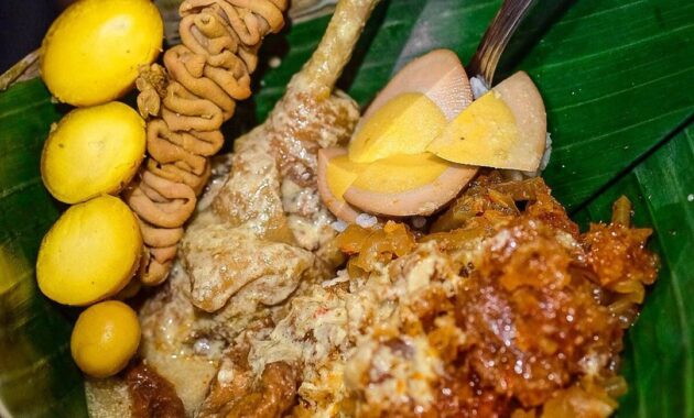 nasi ayam bu wido sang legend kuliner di semarang, Daftar Harga Menu, Daftar Harga Minuman, Jalan Menuju Lokasi, Fasilitas, Keistimewaan Nasi Bu Wido