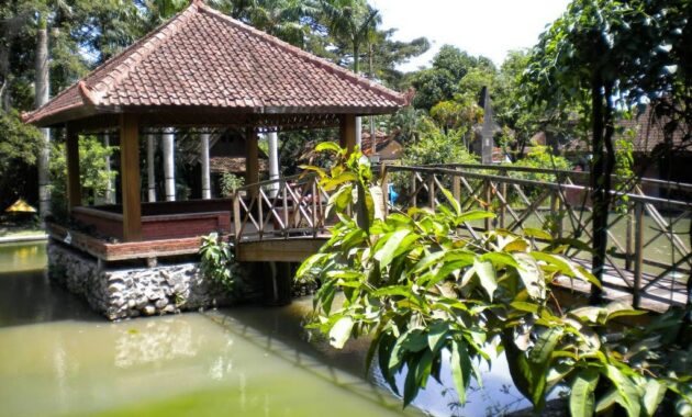 nomor 1 dan 3 lagi hits, 57 tempat wisata di semarang