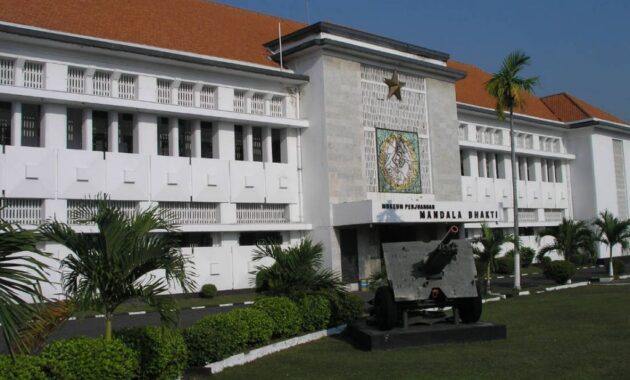 nomor 1 dan 3 lagi hits, 57 tempat wisata di semarang