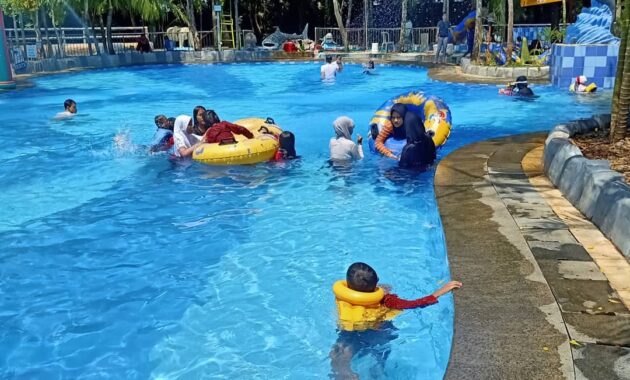 opi water fun, punya seluncuran sepanjang 111 meter, Peminat Wisata Air, Rute Menuju Lokasi, Berbagai Wahana , Harga Tiket Masuk , Fasilitas