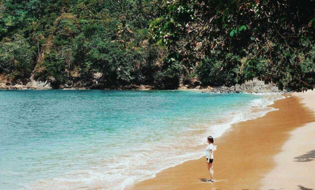 pantai bolu bolu malang bisa snorkeling?
