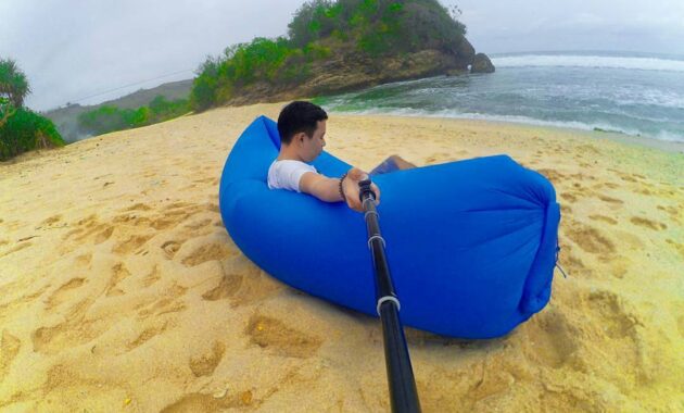 pantai gondo mayit blitar