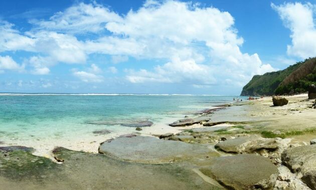 pantai karma kandara bali, Biaya Harga Masuk, Pantai Pasir Putih, Berenang dan Snorkeling, Fasilitas Yang Ada , Rute Menuju Lokasi