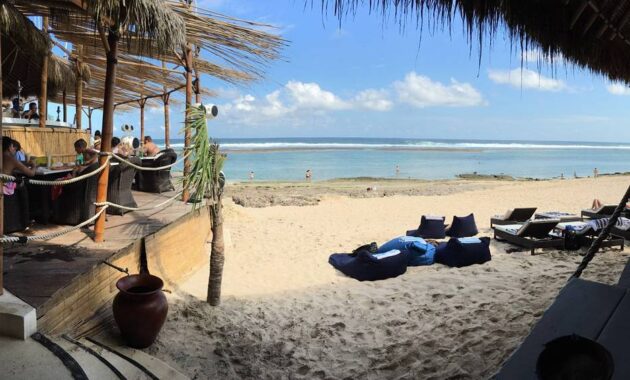 pantai karma kandara bali, Biaya Harga Masuk, Pantai Pasir Putih, Berenang dan Snorkeling, Fasilitas Yang Ada , Rute Menuju Lokasi