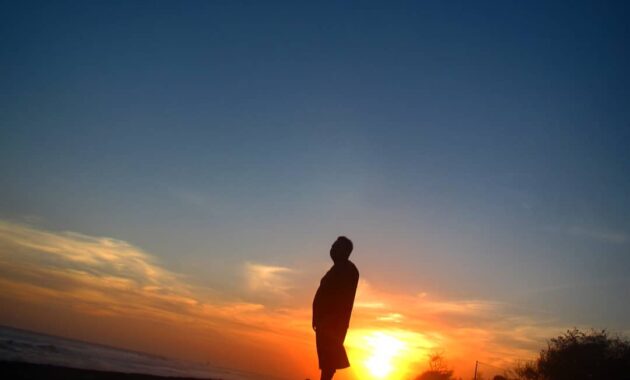 pantai kuwaru bantul yogyakarta