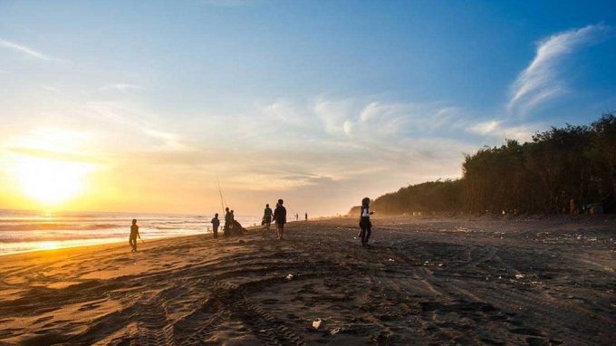 daya tarik pantai kuwaru, fasilitas pantai kuwaru, harga tiket masuk pantai kuwaru, harga tiket pantai kuwaru, hotel dekat pantai kuwaru, keindahan pantai kuwaru, lokasi pantai kuwaru, pantai kuwaru, penginapan dekat pantai kuwaru, rute menuju lokasi pantai kuwaru, rute pantai kuwaru, tiket masuk pantai kuwaru, wisata di dekat pantai kuwaru, wisata pantai kuwaru, pantai kuwaru: harga tiket, daya tarik, aktivitas seru, fasilitas dll