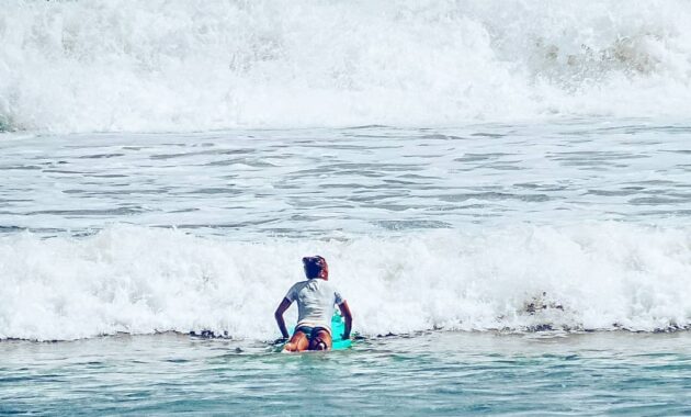 pantai legian bali, favorit para wisatawan, Harga Tiket Masuk, Daya Tarik , Kehidupan Malam Hari , Jalan Menuju Lokasi, Wisata Lainnya