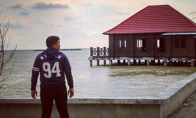 pantai morosari demak, destinasi wisata yang mempesona di jawa tengah, Rute Menuju Lokasi, Hal yang Menarik di Pantai Morosari, Fasilitas yang Ada di Pantai Morosari, Harga Tiket Masuk Pantai Morosari