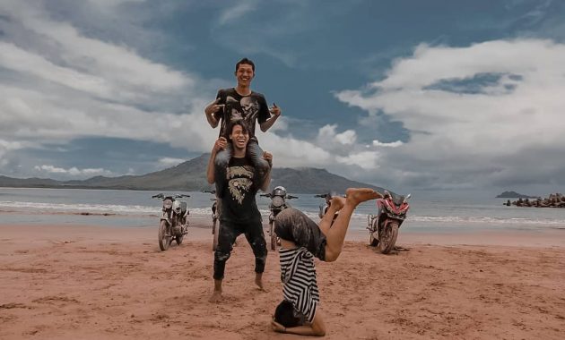 pantai mustika, calon primadona, Bukan Rahasia, Keindahan Potensi, Jalan Menuju Lokasi, Buka Jam Berapa, Harga Tiket Masuk