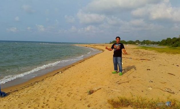 Pantai Nepa Madura