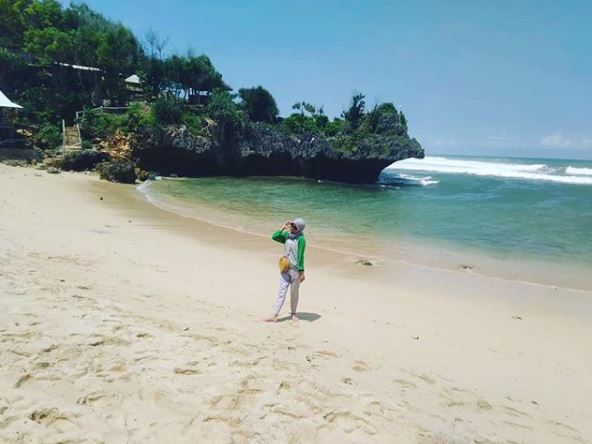 aktivitas seru pantai ngandong, harga tiket pantai ngandong, liburan ke pantai ngandong, pantai ngandong, pantai ngandong gunung kidul, pantai ngandong jogja, tiket masuk pantai ngandong, wisata pantai ngandong, pantai ngandong: harga tiket, daya tarik, aktivitas seru, fasilitas dll