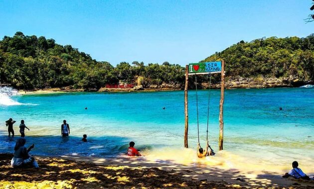 pantai pasir panjang malang, Wisata Bahari, Rute Menuju Pantai, Harga Tiket Masuk, Wisata Keluarga, Penginapan