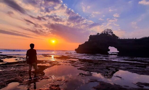 pantai tanah lot bali