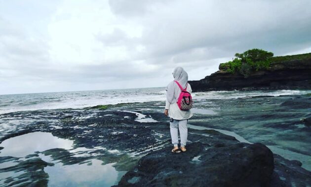 pantai tanah lot bali