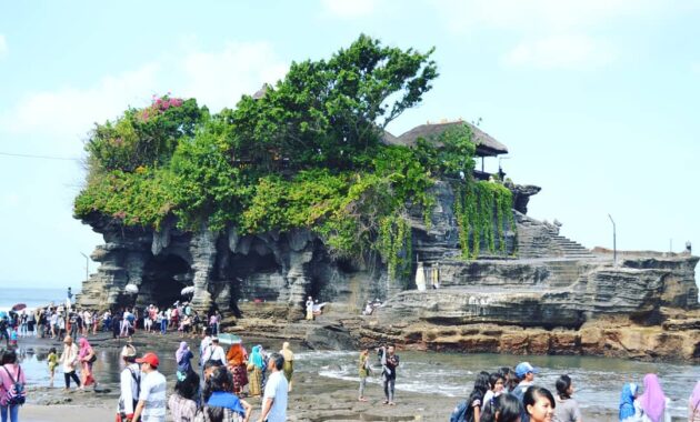 Pantai Tanah Lot Bali
