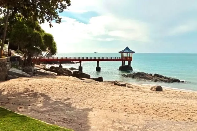 pantai tanjung pesona – daya tarik, tiket &amp; ragam aktivitas