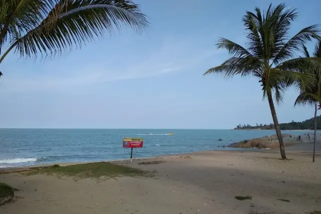 pantai tanjung pesona – daya tarik, tiket &amp; ragam aktivitas
