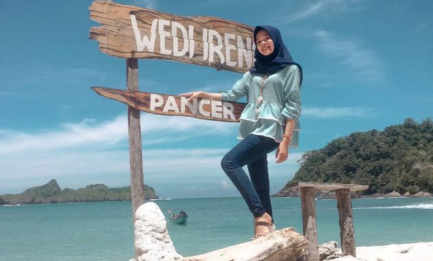 pantai wedi ireng, Tidak Ada Habisnya, Keindahan Potensi, Jalan Menuju Lokasi, Buka Jam Berapa, Harga Tiket Masuk