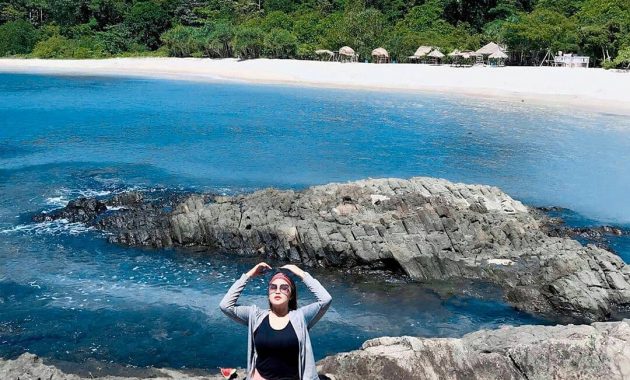 pantai wedi ireng, Tidak Ada Habisnya, Keindahan Potensi, Jalan Menuju Lokasi, Buka Jam Berapa, Harga Tiket Masuk