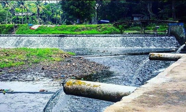 pemandian mata air senjoyo salatiga yang masih alami dan kuno, Rute Perjalanan, Daya Tarik Wisata, Cerita Misteri, Fasilitas