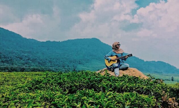 pendaki pemula? coba hiking ke gunung kencana, pesona alamnya exotic banget, Harga Tiket Masuk, Jalan Menuju Lokasi, Fasilitas, Pesona Gunung Kencana, Sekilas Gunung Kencana