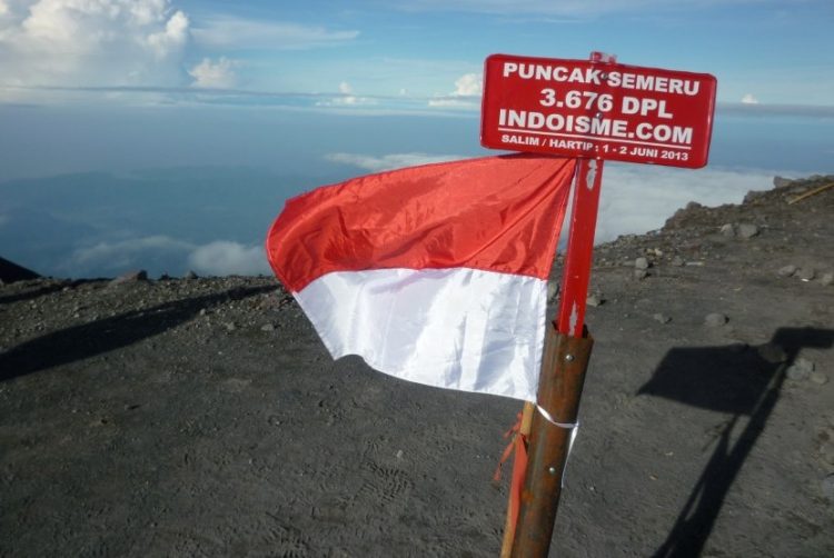 biaya pendakian gunung semeru, estimasi pendakian gunung semeru, lama perjalanan pendakian gunung semeru, pendaftaran pendakian gunung semeru, pendakian gunung semeru, perjalanan pendakian gunung semeru, rute pendakian gunung semeru, tiket pendakian gunung semeru, waktu pendakian gunung semeru, pendakian gunung semeru: rute perjalanan, estimasi waktu, tiket & tips