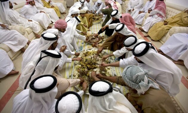 perayaan pergantian malam acara tahun baru di wilayah negara arab saudi dilarang kah?