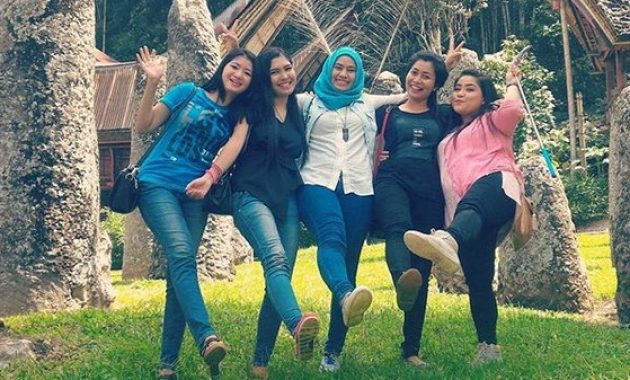 pesona batu mongana toraja utara sulawesi selatan