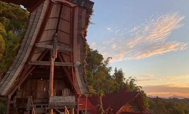 pesona batu mongana toraja utara sulawesi selatan