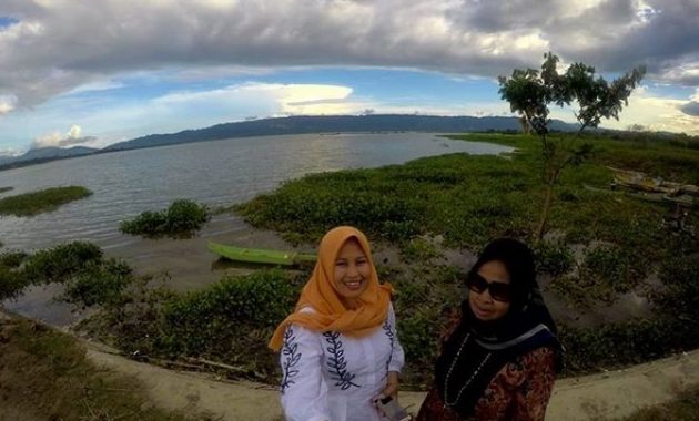 pesona keindahan alam danau limboto di gorontalo