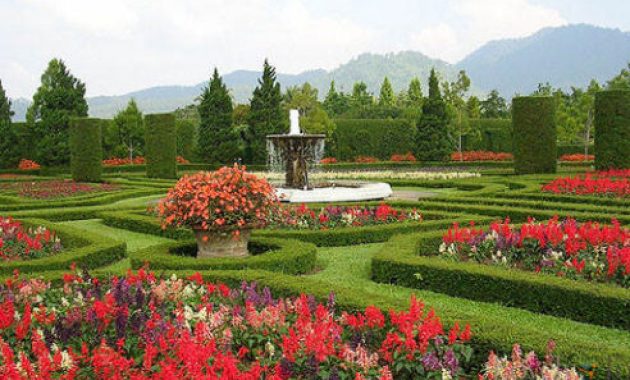 piknik bersama keluarga ke taman bunga wiladatika cibubur