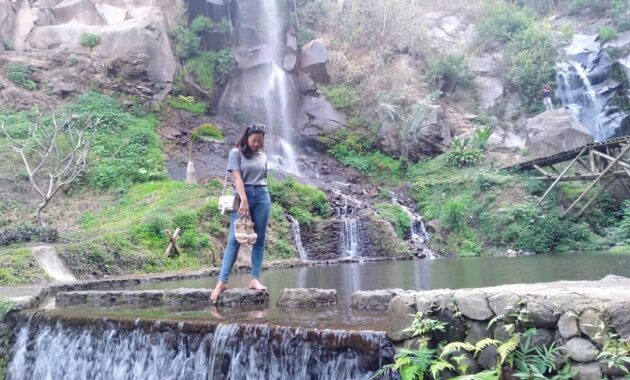 potret keseruan berendam di coban putri, air terjun tercantik di batu, Harga Tiket Masuk, Jalan Menuju Lokasi, Fasilitas, Spot Foto Instagramable, Keistimewaan Coban Putri