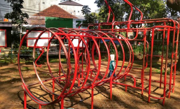 potret keseruan nongkrong di taman foto bandung, bisa usir penat, Harga Tiket Masuk, Jalan Menuju Lokasi, Fasilitas, Sejarah Taman Foto, Ruang Publik Fotografi