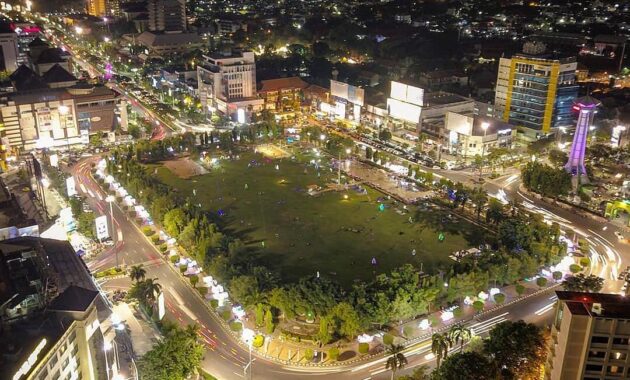 potret pemandangan kota semarang tempo dulu hingga masa kini dari siang hari hingga malam hari