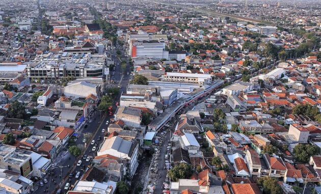 potret pemandangan kota semarang tempo dulu hingga masa kini dari siang hari hingga malam hari