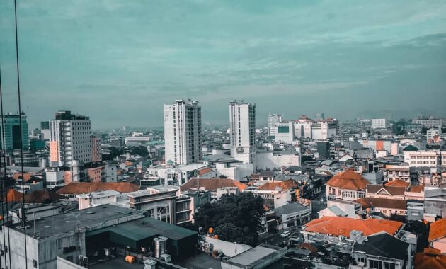 potret pilihan kota bandung dengan semua pesonanya dari pagi hari hingga malam hari