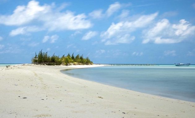 Pulau Noko Gresik