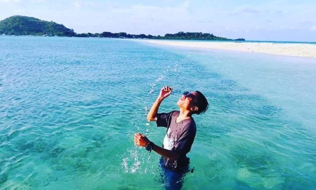 pulau noko gresik, Bahasa Bawean, Pasir Lembut, Keindahan Lokasi, Menjaga Ekosistem, Akses Menuju Lokasi
