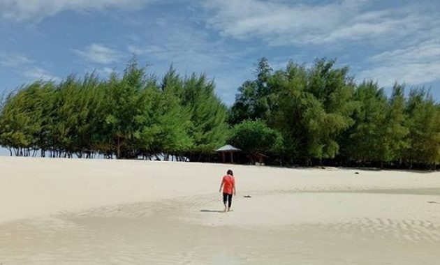 pulau saronde, surga tropis maldive-nya indonesia