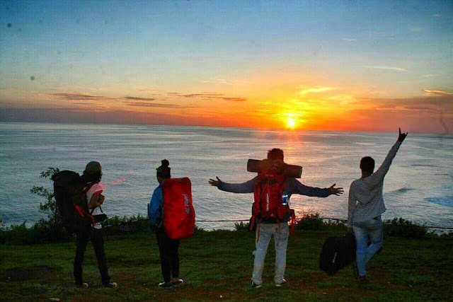 bukit kosakora, bukit kosakora gunung kidul, bukit kosakora jogja, fasilitas bukit kosakora, harga tiket bukit kosakora, peta bukit kosakora, rute bukit kosakora, tiket masuk bukit kosakora, wisata bukit kosakora, puncak kosakora: spot foto hits gunung kidul, daya tarik, tiket dll