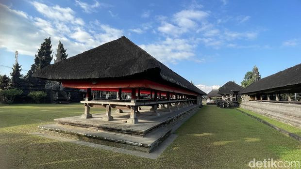 Pura Agung Gunung Raung di Desa Taro: Tempat Mencari Ketenangan dan Ketetapan