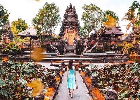 pura taman saraswati atau ubud water palace bali, Memiliki History, Keindahan Potensi, Lokasi Dimana, Jam Buka, Harga Tiket Masuk