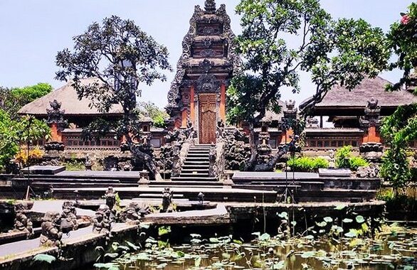 pura taman saraswati atau ubud water palace bali, Memiliki History, Keindahan Potensi, Lokasi Dimana, Jam Buka, Harga Tiket Masuk