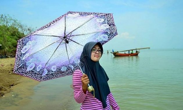 ragam keindahan dan kisah pantai glagah wangi di pesisir demak, berapa harga tiket masuknya?, Rute Menuju Lokasi, Tak Ada Biaya Tiket Masuk, Kisah Mistis, Sisi Lain Pantai