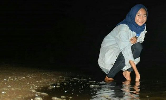 ragam keindahan dan kisah pantai glagah wangi di pesisir demak, berapa harga tiket masuknya?, Rute Menuju Lokasi, Tak Ada Biaya Tiket Masuk, Kisah Mistis, Sisi Lain Pantai