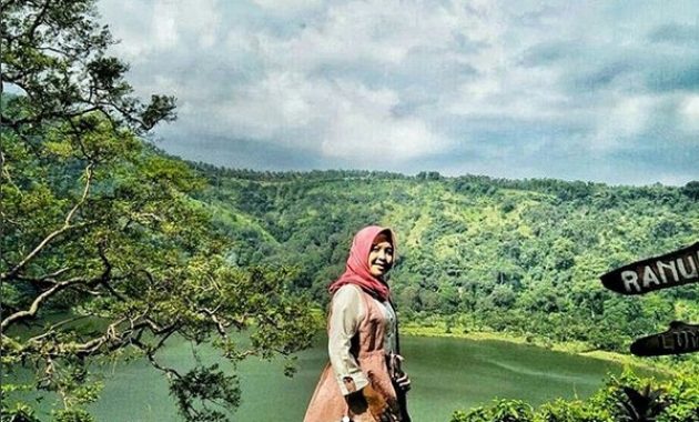 ranu bedali, wisata indah yang belum terkenal milik kota lumajang