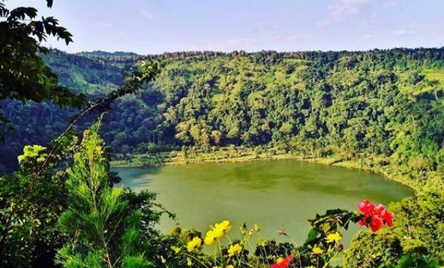 ranu bedali, wisata indah yang belum terkenal milik kota lumajang