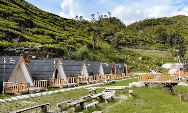 rasakan sensasi menginap di ecopark curug tilu rancabali untuk mendapatkan suasana yang baru!