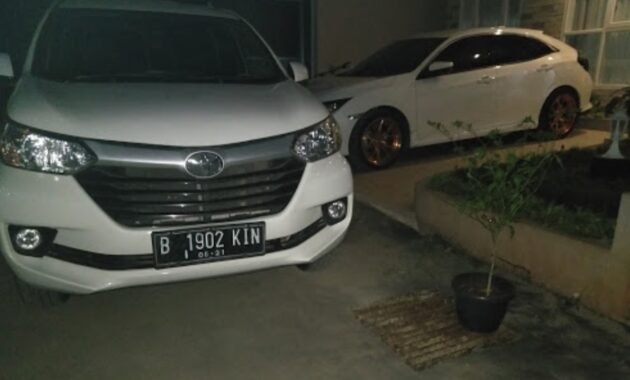 rental mobil pondok gede harga 200k, no 10 lepas kunci